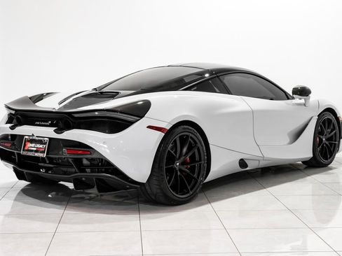 Used 2020 McLaren 720S Performance RWD image 5