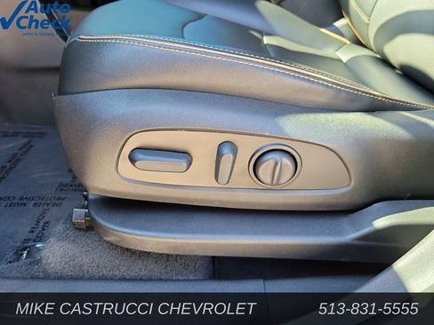 Used 2023 GMC Terrain AT4 w/ Infotainment Package II AWD/4WD image 21