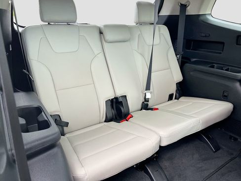 Used 2021 Kia Telluride EX w/ EX Premium Package image 27