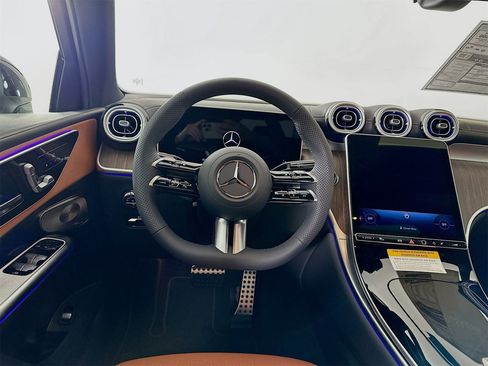 New 2026 Mercedes-Benz GLC 300 4MATIC image 25