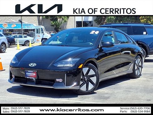 Used 2024 Hyundai Ioniq 6 SE RWD image 1