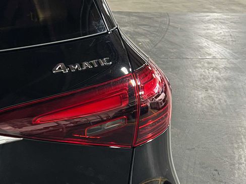 Used 2025 Mercedes-Benz GLE 350 4MATIC image 16