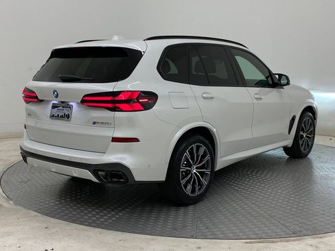 New 2026 BMW X5 M60i image 8