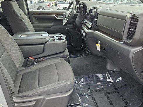 New 2025 GMC Sierra 1500 SLE w/ Preferred Package image 15