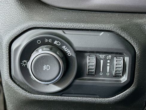 Used 2021 Jeep Wrangler Unlimited Sport w/ Sun And Sound Package AWD/4WD image 16