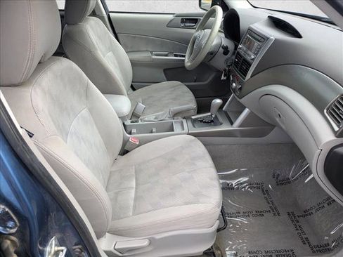 Used 2010 Subaru Forester 2.5X Premium image 20