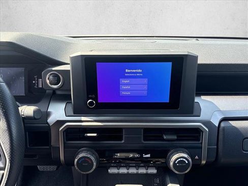 Certified 2025 Toyota 4Runner SR5 AWD/4WD image 14