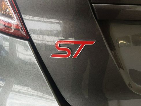 Used 2019 Ford Fiesta ST FWD image 8