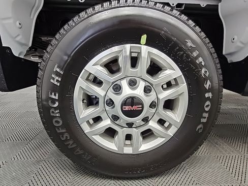 New 2025 GMC Sierra 2500 Pro image 38