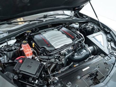 Used 2016 Chevrolet Camaro SS RWD image 29