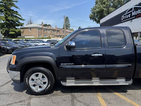 Used 2013 GMC Sierra 1500 SLE w/ Power Tech Package AWD/4WD image 4