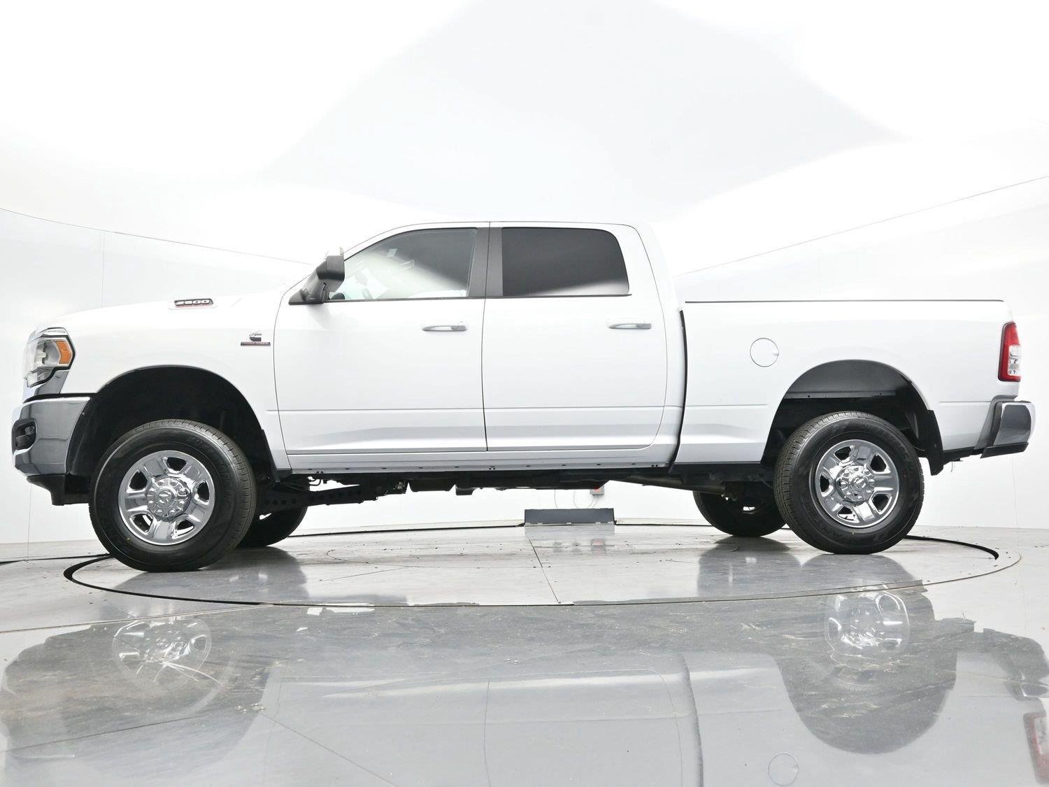 Used 2021 RAM 2500 Big Horn AWD/4WD image 43