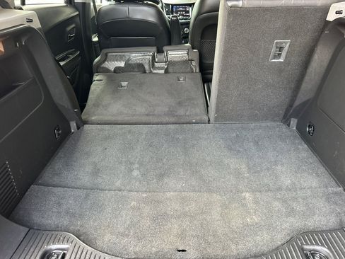 Certified 2022 Chevrolet Trax LT w/ Driver Confidence Package AWD/4WD image 18