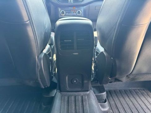 Used 2023 Ford Escape ST-Line FWD image 14