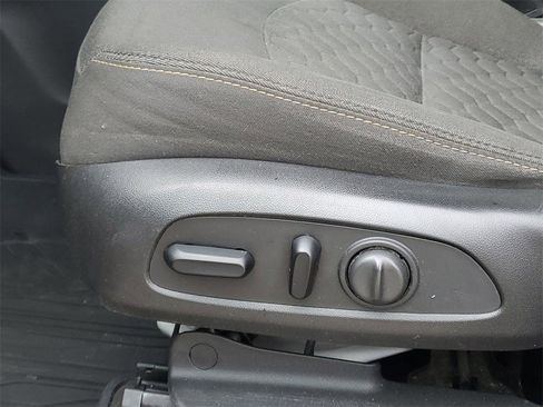 Used 2018 Chevrolet Equinox LT image 99