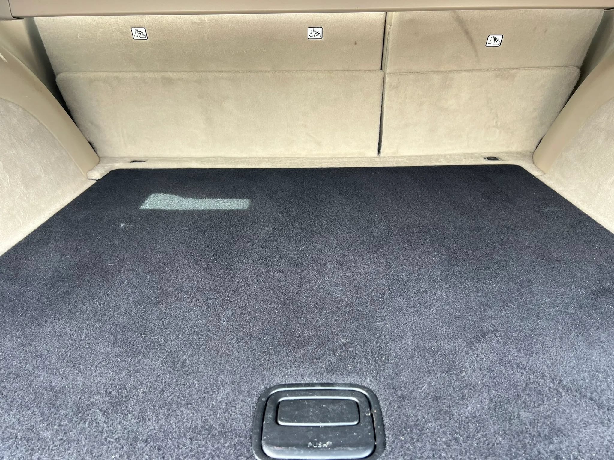 Used 2019 Jeep Grand Cherokee Overland RWD image 21