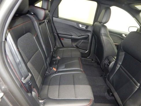 New 2026 Ford Escape ST-Line w/ Tech Pack #1 image 18