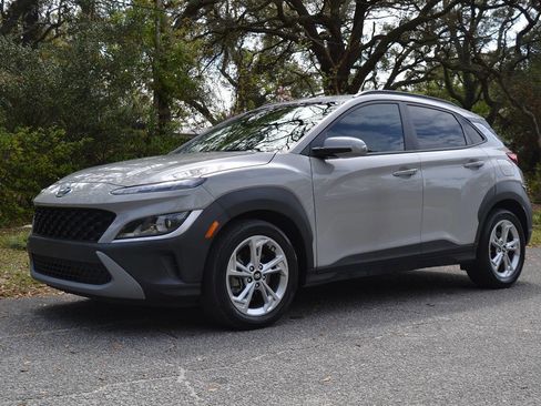 Used 2023 Hyundai Kona SEL w/ Cargo Package image 2