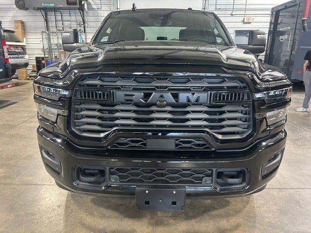 Used 2025 RAM 2500 Big Horn AWD/4WD image 45