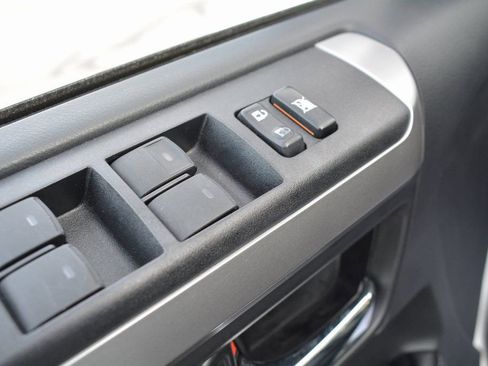 Used 2015 Toyota 4Runner SR5 Premium image 8