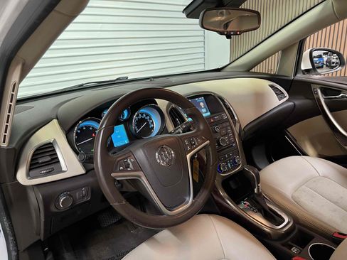 Used 2015 Buick Verano FWD image 3