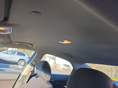 Used 2013 Kia Forte EX image 19