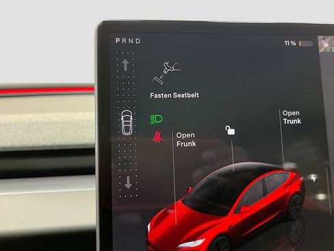 Used 2025 Tesla Model 3 Long Range AWD/4WD image 17