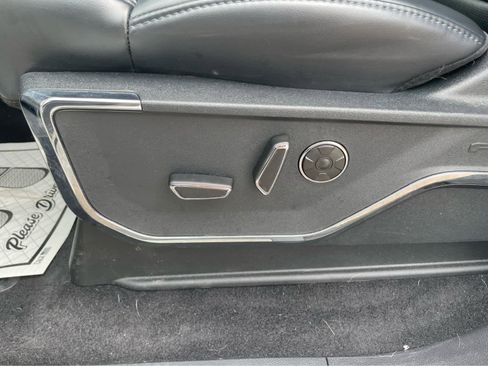 Used 2024 Ford F150 Platinum w/ Equipment Group 702A High image 17