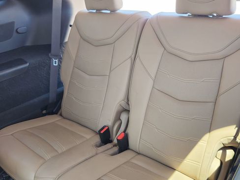 Used 2024 Cadillac XT6 Sport w/ Platinum Package AWD/4WD image 11