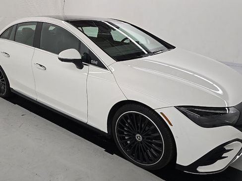 Used 2023 Mercedes-Benz EQE 500 4MATIC Sedan w/ AMG Line Exterior Package image 2