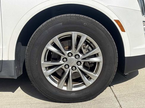 Used 2020 Cadillac XT5 Premium Luxury image 8