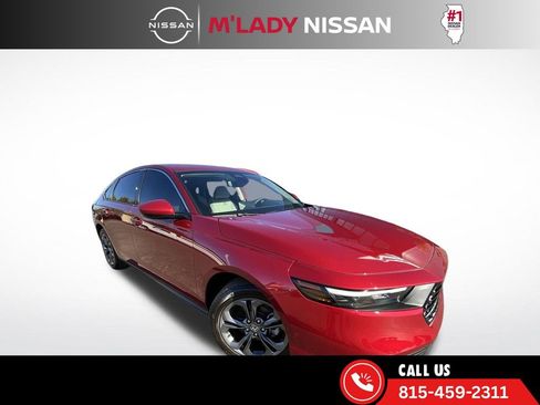 Used 2023 Honda Accord EX image 1