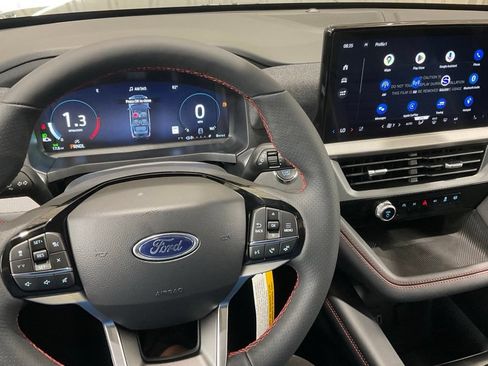 Used 2026 Ford Explorer ST-Line AWD/4WD image 22
