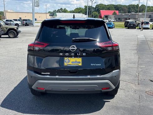 Used 2022 Nissan Rogue SV AWD/4WD image 25