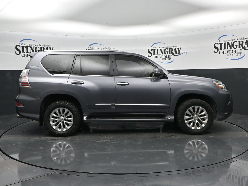 Used 2017 Lexus GX 460 Premium w/ Premium Package AWD/4WD image 8