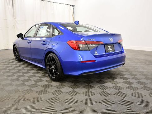 Used 2023 Honda Civic Sport image 5