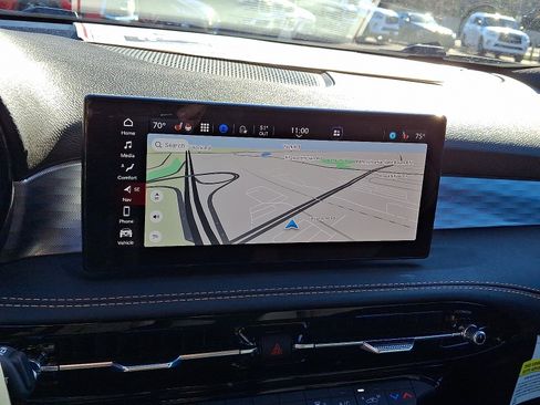 New 2025 Alfa Romeo Tonale w/ Premium Package image 15