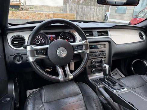 Used 2014 Ford Mustang Premium w/ Comfort Package image 25