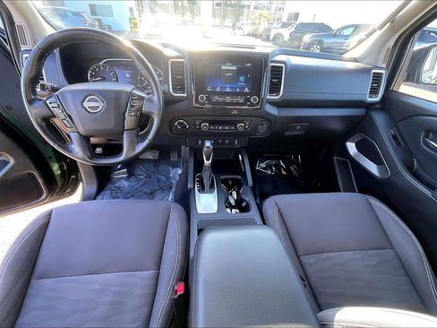 Used 2023 Nissan Frontier SV w/ SV Convenience Package AWD/4WD image 13