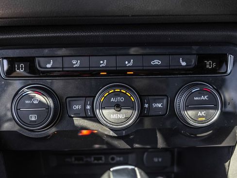 Used 2019 Volkswagen Tiguan SEL Premium R-Line AWD/4WD image 20