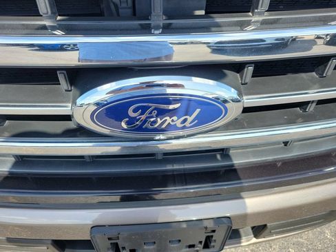 Used 2022 Ford F150 Lariat w/ Equipment Group 501A Mid RWD image 32