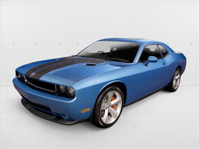 Used 2010 Dodge Challenger SE RWD image 1