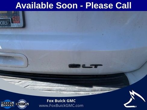Used 2023 GMC Yukon XL SLT w/ SLT Premium Package AWD/4WD image 6