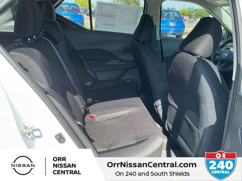 New 2025 Nissan Kicks Play S image 12