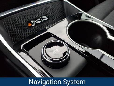 New 2026 Chevrolet Equinox LT w/ Safety and Technology Package FWD image 11