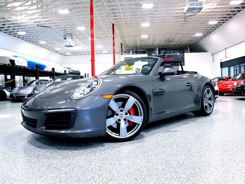 Used 2017 Porsche 911 Carrera S image 3