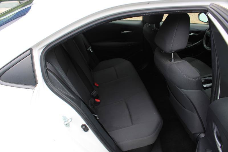 Used 2021 Toyota Corolla LE FWD image 12