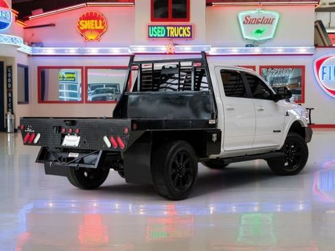Used 2020 RAM 2500 Laramie w/ Night Edition AWD/4WD image 3