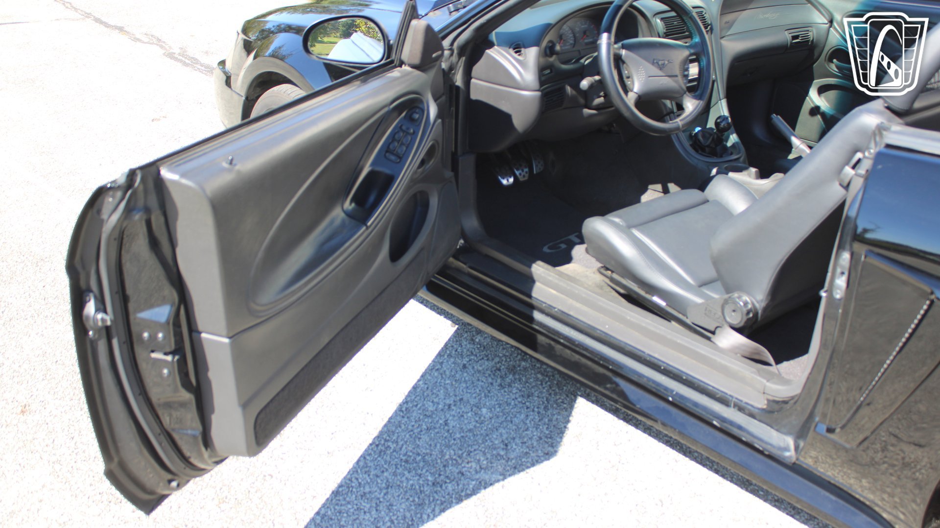 Used 2000 Ford Mustang GT RWD image 13