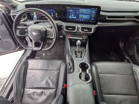 Used 2025 Ford Mustang GT Premium w/ GT Performance Package image 17